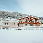 Gastehaus Eder Guest house Sankt Martin am Tennengebirge