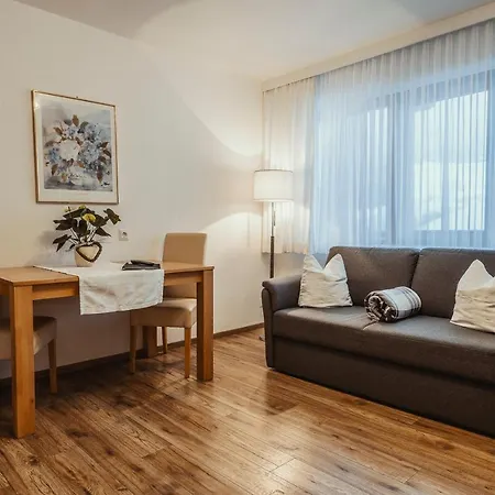 Πανσιόν Gaestehaus Eder Sankt Martin am Tennengebirge